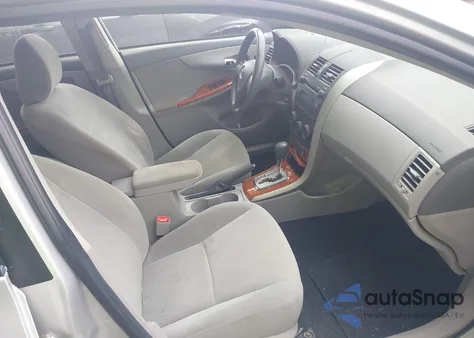 2009 Toyota Corolla Xle z USA, uszkodzony, nr VIN 2T1BU40E19C161945